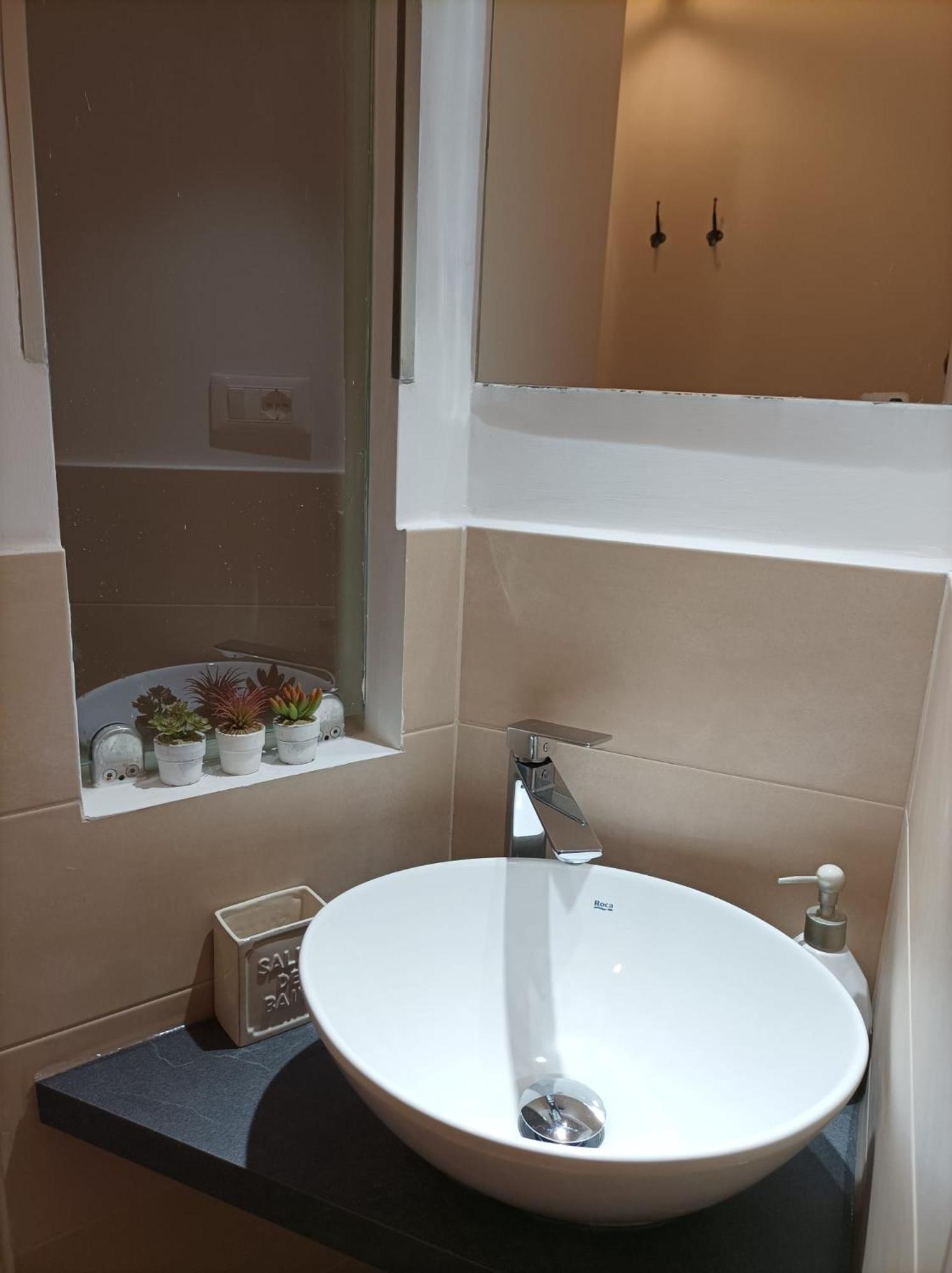 St Peter Suites Boutique Music Guesthouse Rzym Zewnętrze zdjęcie